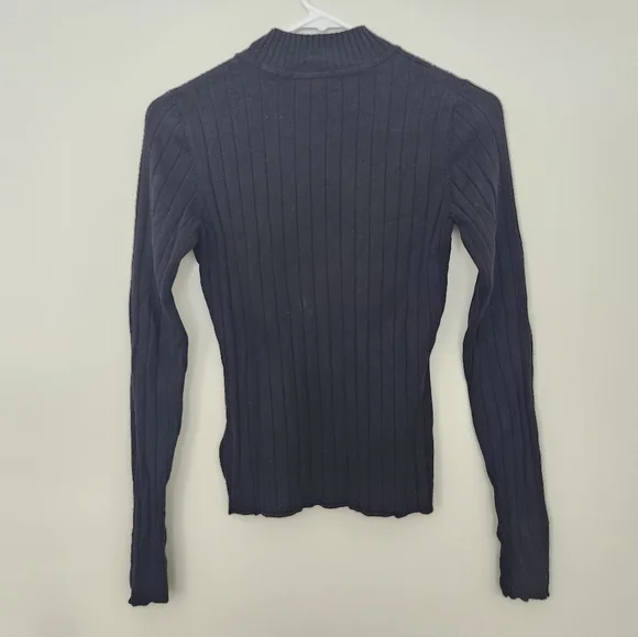 H&M Ribbed Knit Long Sleeve - Picture 3 of 6